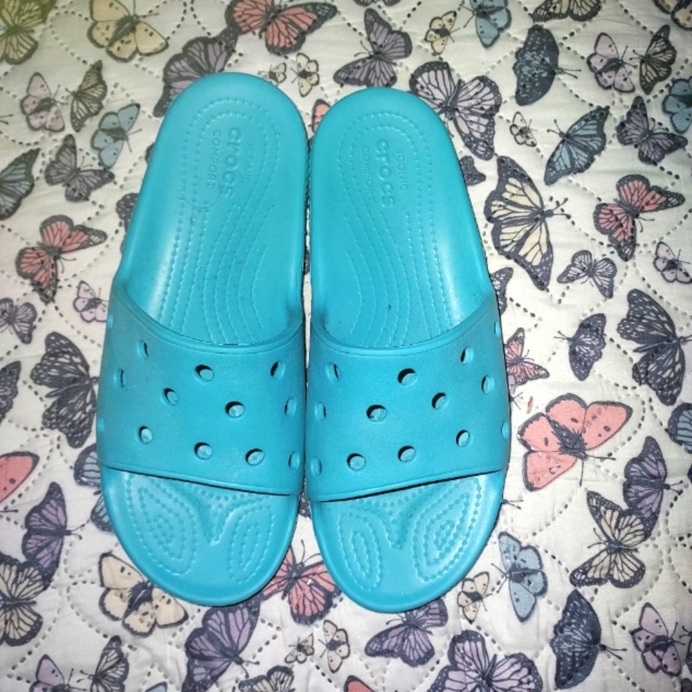Women crocs